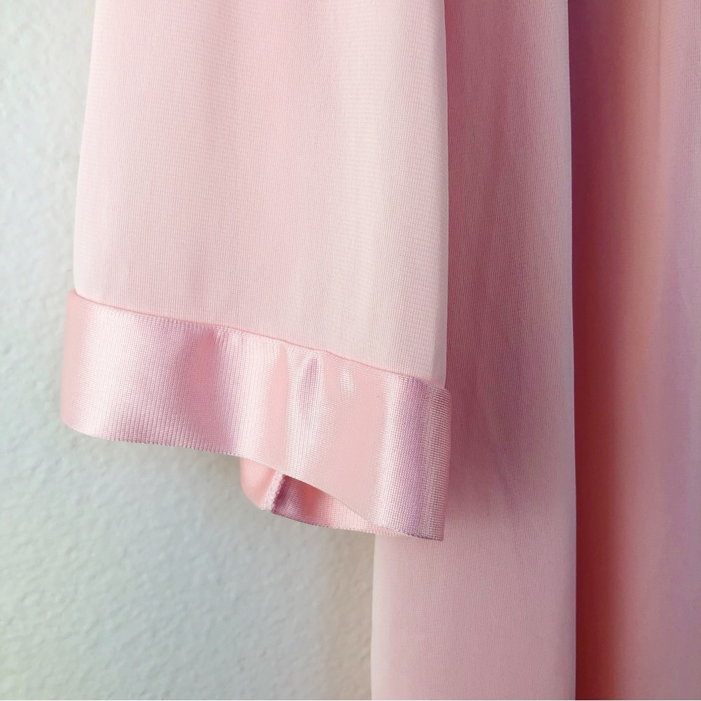 Vintage Vanity Fair Pink Nylon Button Front Robe Nightgown Large - Picture 3 of 11
